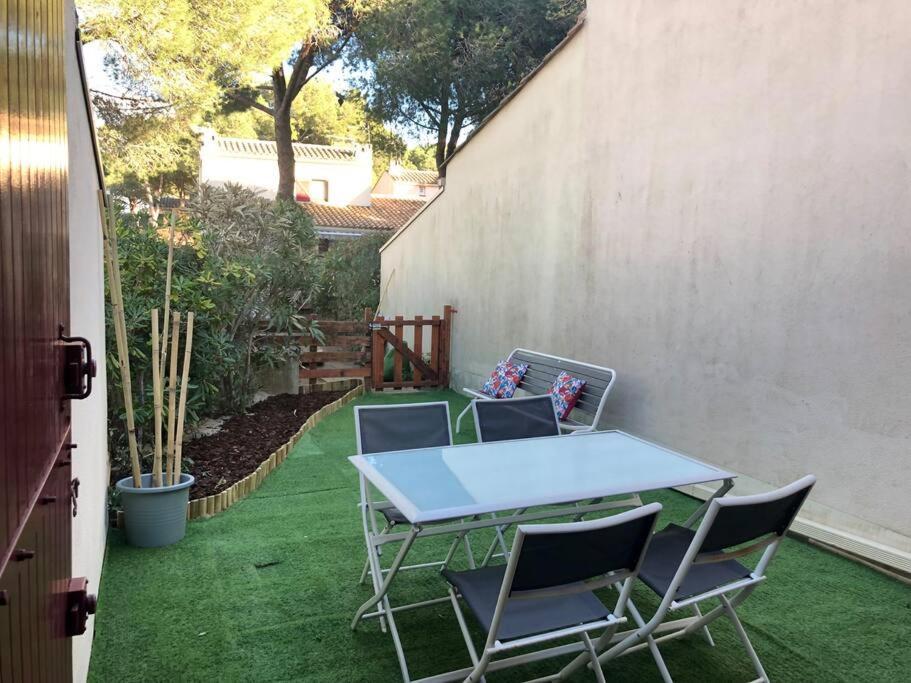Joli Appartement A Proximite Du Village Naturiste Agde Luaran gambar